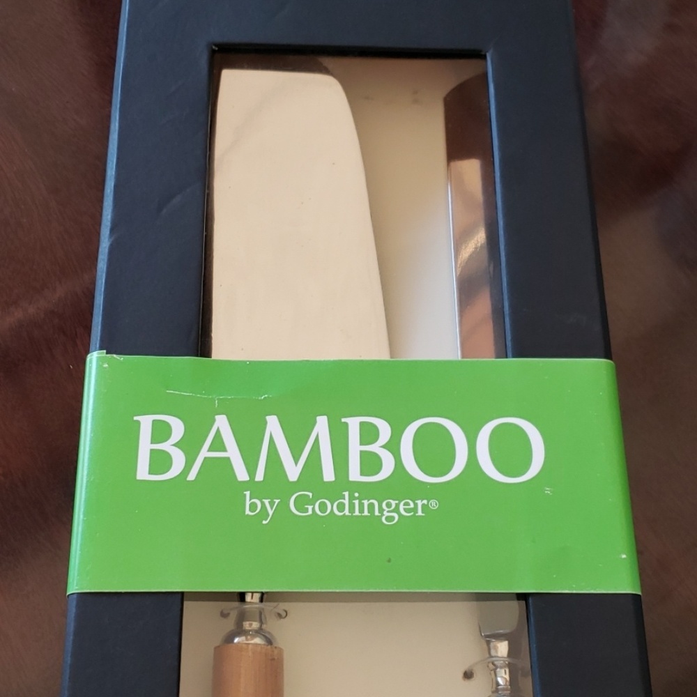 Godinger cake knife
